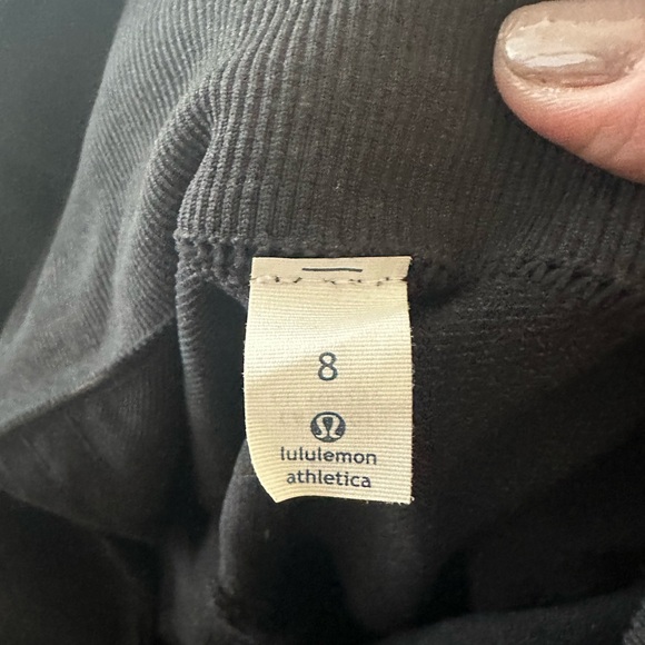 Lululemon tights - Picture 5 of 6